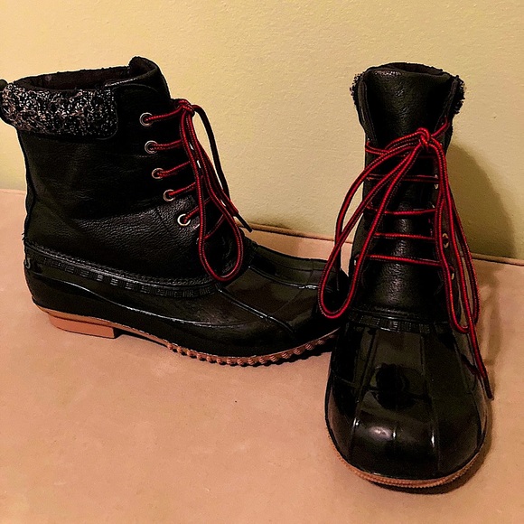 ☔️ ShoeDazzle Insulated Rain Boots - Picture 5 of 12